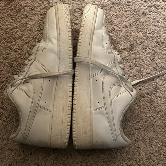 NIKE SIZE 10 AIR FORCES USED NO BOX I CAN NEGOTIATE - Picture 4 of 5